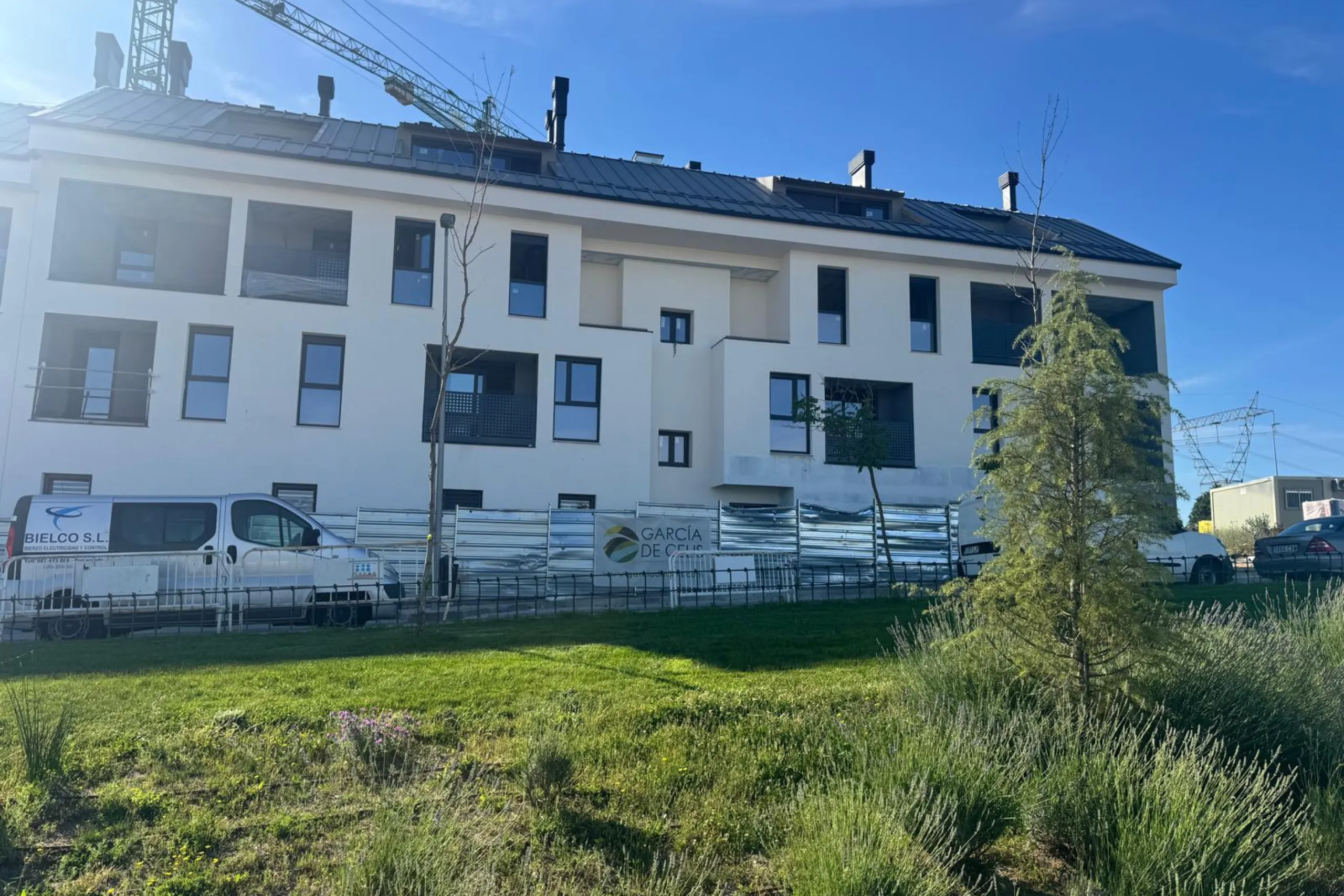 Constructora en León García de Celis (2)